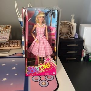 Barbie the Movie Doll, Margot Robbie, Never Opened
